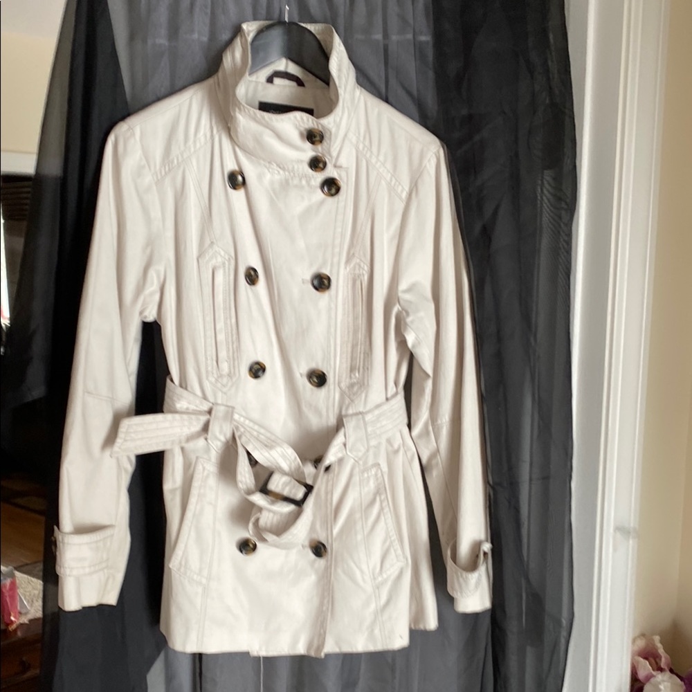 Jones NY Stylish Cream Double-Breasted Women's Coat Size: L